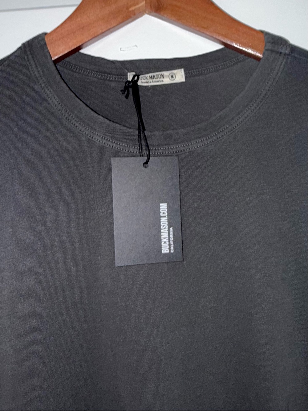 Buck Mason NWT Venice Wash Slub Curved Hem Tee in "Coal" - Picture 2 of 11